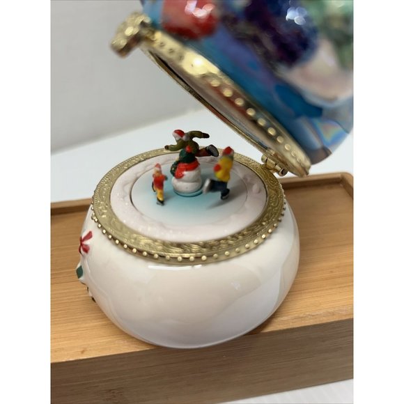MR CHRISTMAS Hinged Music Box Snowman Rotating Ice-skaters Around Snowman Inside - Picture 7 of 7